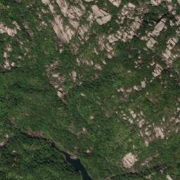 Satellite imagery of Longchuangshi, CN