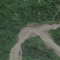 Satellite imagery of 三等三角點 827, TW