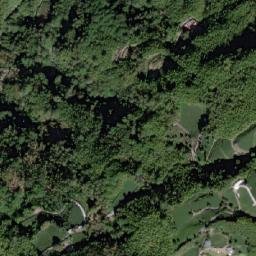 Satellite imagery of 三等三角點 422, TW