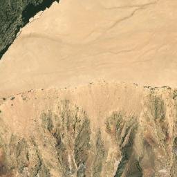 Satellite imagery of Khashm al Ḩumrah, SA