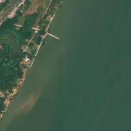 Satellite imagery of Junk Rock, CN