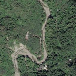 Satellite imagery of 殖產局柱, TW