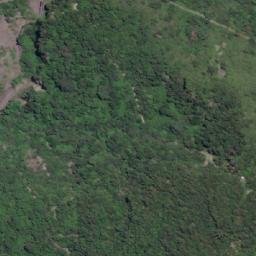 Satellite imagery of 三等三角點 7135, TW