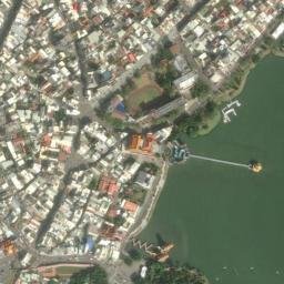 Satellite imagery of 蓮池潭風景區, TW