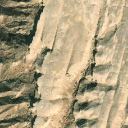 Satellite imagery of Khashm Mishlaḩ, SA