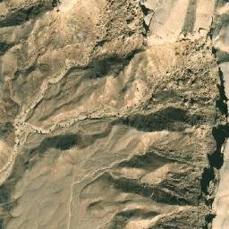 Satellite imagery of Khashm Mishlaḩ, SA
