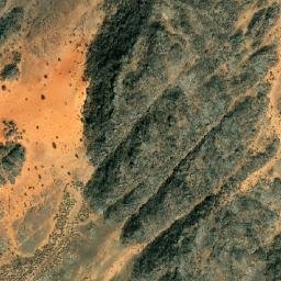 Satellite imagery of E-n-Toûrfîne el Khaḍra, MR