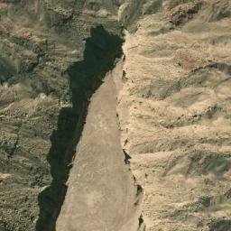 Satellite imagery of Khashm ash Shurmān, SA