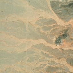 Satellite imagery of Khashm Abū Ramḑah, SA