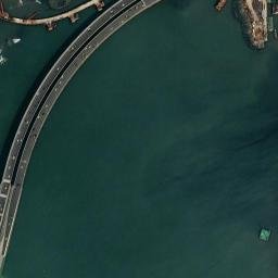 Satellite imagery of Bandra Point, IN