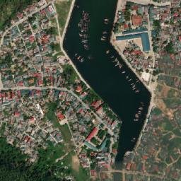 Satellite imagery of Rocher du Cửa Lô, VN