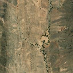 Satellite imagery of Manjam adh Dhahab, SA