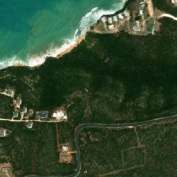 Satellite imagery of Crocus Hill, AI