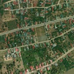 Satellite imagery of Nhà Tù Lao Bảo, VN