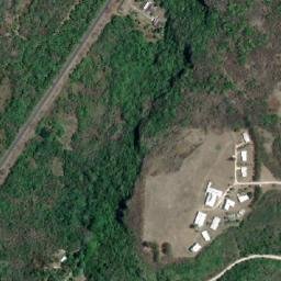 Satellite imagery of Laderan Makpe, MP