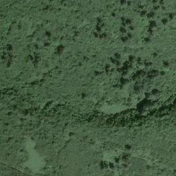 Satellite imagery of Runway 4 on JP Ushi Point Runway 2 WW2, MP