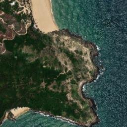 Satellite imagery of Pointe de Kim Bong, VN