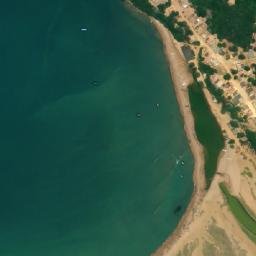Satellite imagery of Punta La Maquina, VE