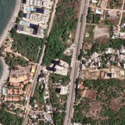 Satellite imagery of Punta Cabeza de Zorra, CO