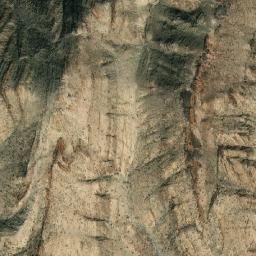 Satellite imagery of Baat, SO