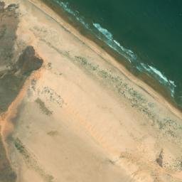 Satellite imagery of Raas Khansiir, SO