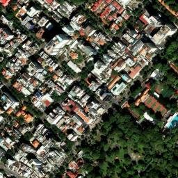 Satellite imagery of Cong Truong Quach thi Trang, VN
