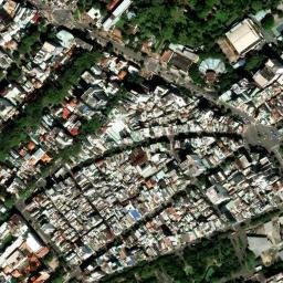 Satellite imagery of Cong Truong Quach thi Trang, VN