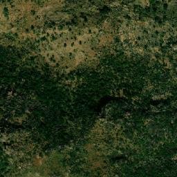Satellite imagery of Hosséré Tamdé, CM