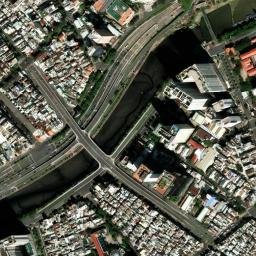 Satellite imagery of Cong Truong Quach thi Trang, VN