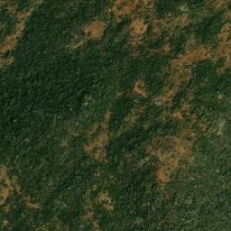 Satellite imagery of Dougour, CM