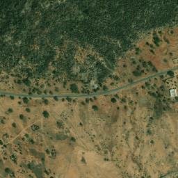 Satellite imagery of Dougour, CM