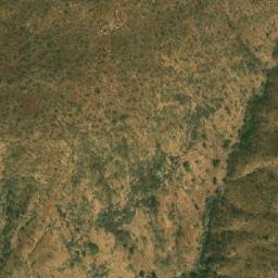 Satellite imagery of Hosséré Houloum, CM