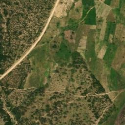 Satellite imagery of Roumku, CM