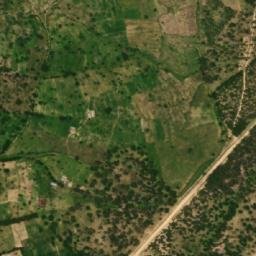 Satellite imagery of Kouakéna, CM