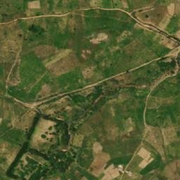 Satellite imagery of Roumku, CM