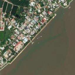 Satellite imagery of Pointe du Lombard, VN