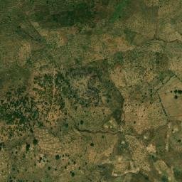 Satellite imagery of Hosséré Teli, CM