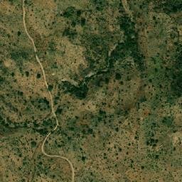 Satellite imagery of Hosséré Dankoua, CM