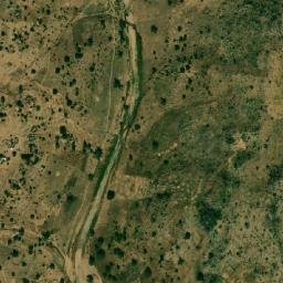 Satellite imagery of Hosséré Dankoua, CM