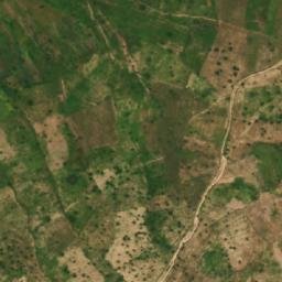 Satellite imagery of Hoséré Kama, CM