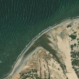 Satellite imagery of Ras Calveyn, SO