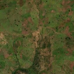 Satellite imagery of Hosséré Moumpou, CM