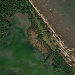 Satellite imagery of Punta Los Flores, VE