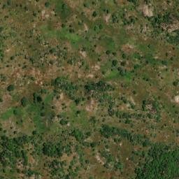 Satellite imagery of Hosséré Zidim, CM