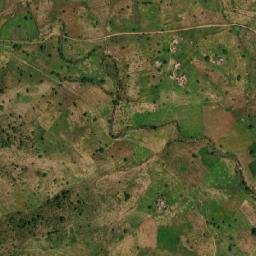Satellite imagery of Hosséré Tchakata, CM