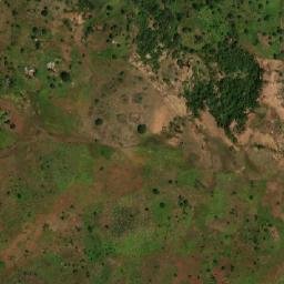 Satellite imagery of Hosséré Douri, CM