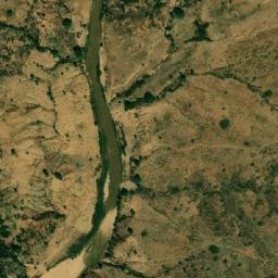 Satellite imagery of Hoséré Tchoutchou, CM