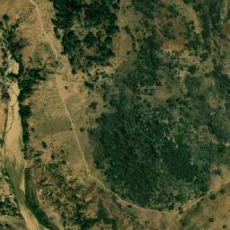 Satellite imagery of Hoséré Tchoutchou, CM