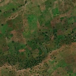 Satellite imagery of Hosséré Kadouay, CM