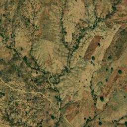 Satellite imagery of Hoséré Pamarankayan, CM